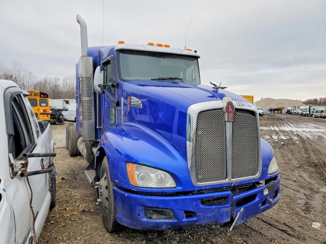 2016 Kenw Orth T660 Semi Truck