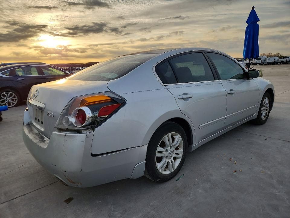 2012 Nissan Altima Base