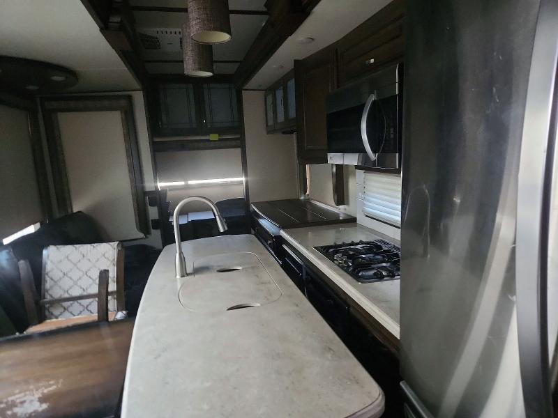 2018 Grand Design Solitude Fifth Wheel
