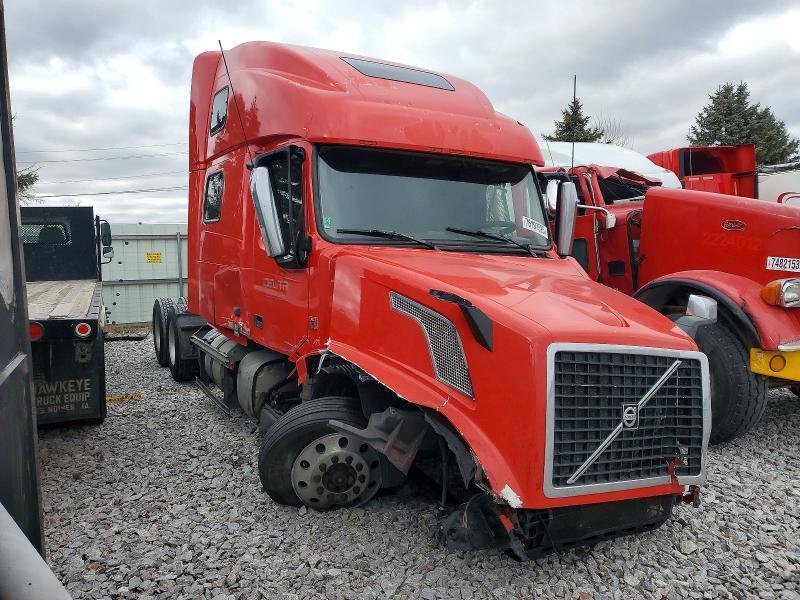 2017 Volvo VNL Semi Truck