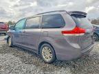 2014 Toyota Sienna xle 8-passenger