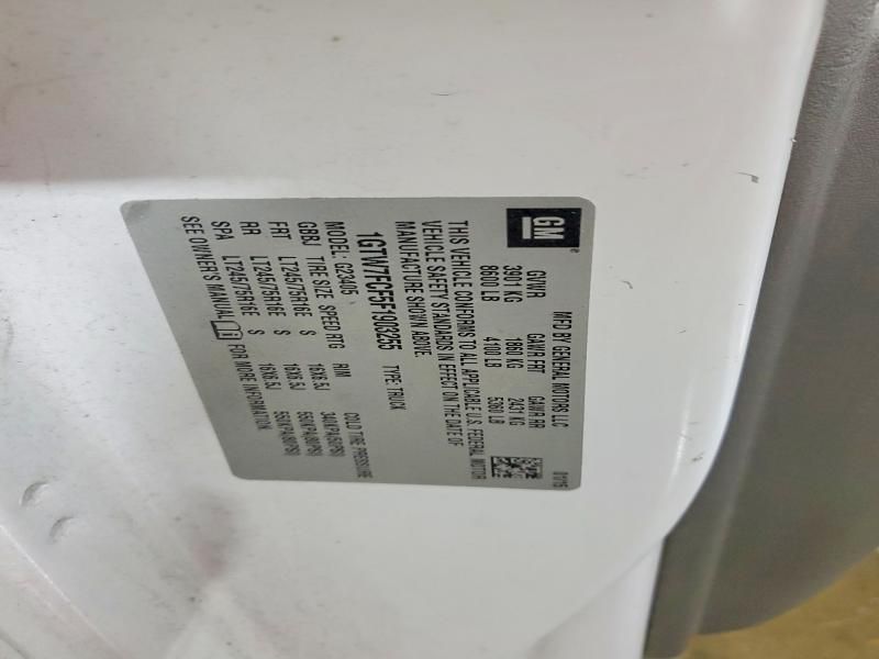 2015 GMC Savana G2500 Utility / Service Van