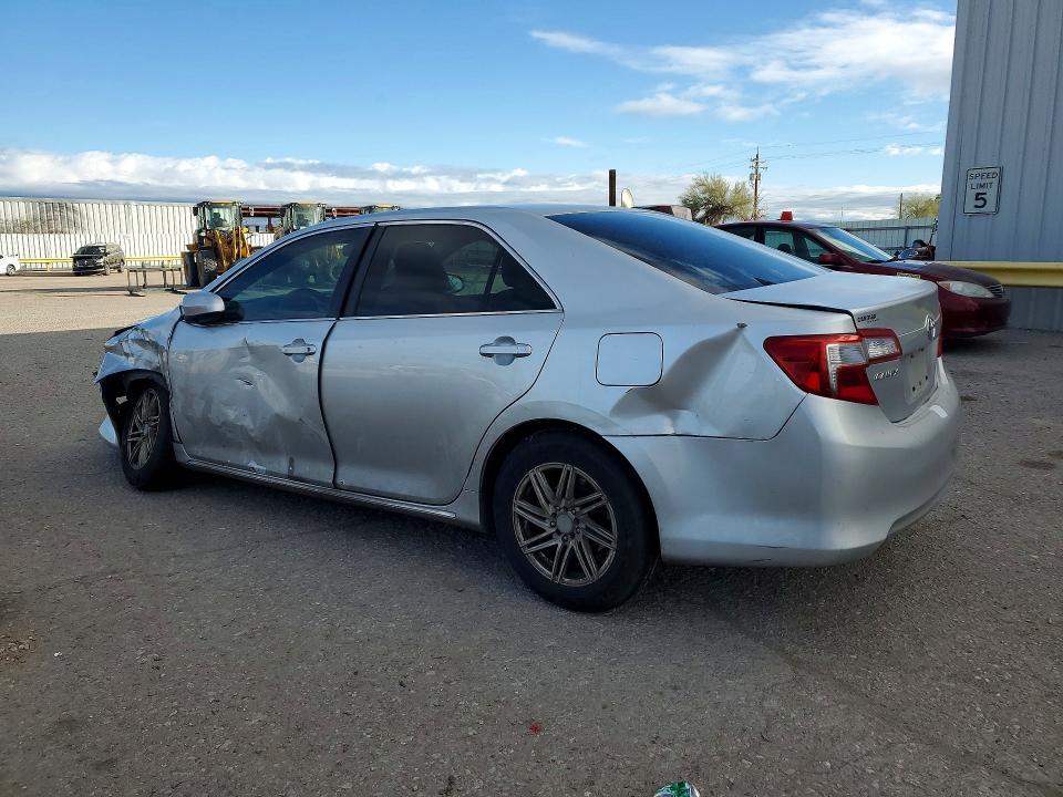 2012 Toyota Camry le