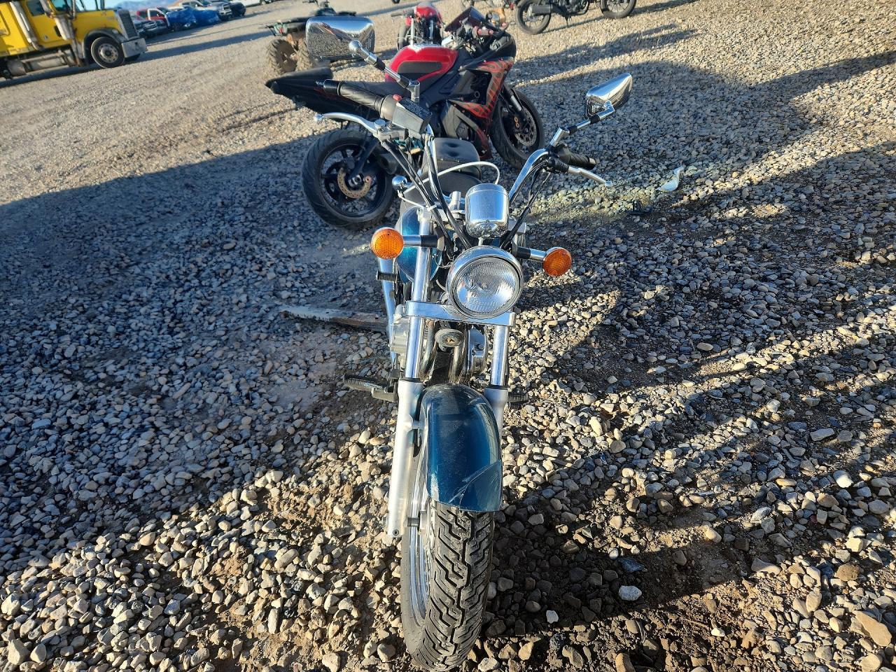 2000 Suzuki GZ250