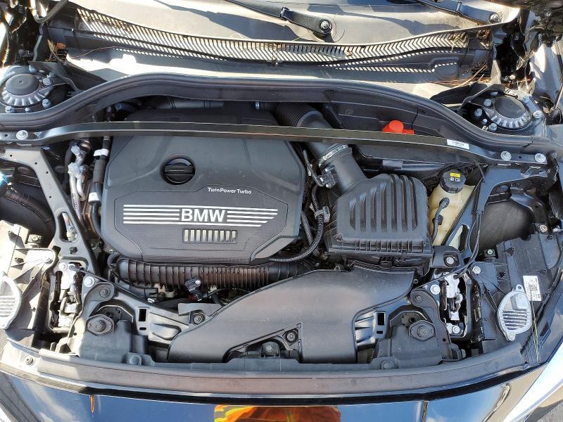 2022 BMW 228xi