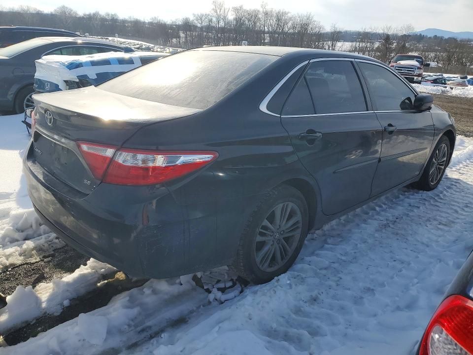 2016 Toyota Camry se