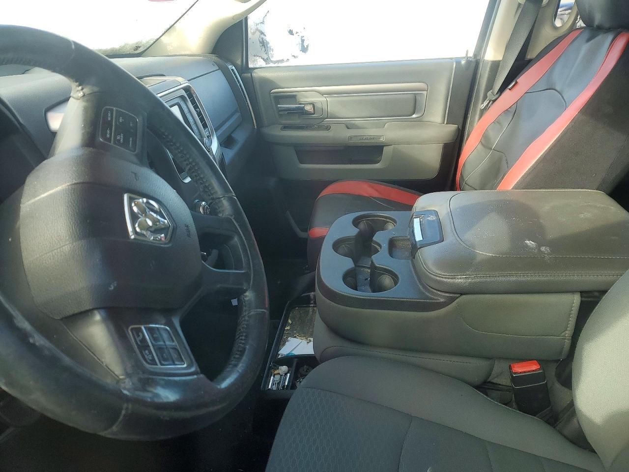 2016 Dodge RAM 1500 SLT