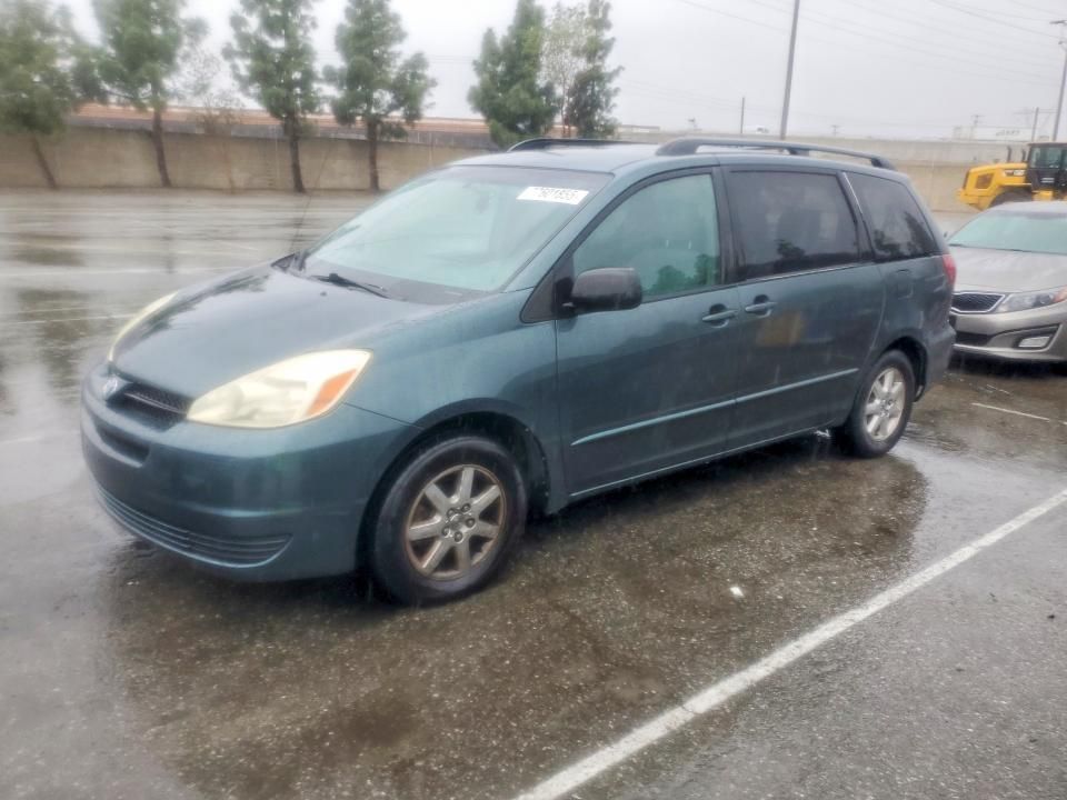 2004 Toyota Sienna ce
