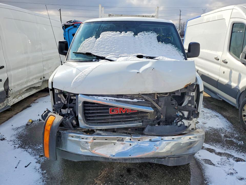 2018 GMC Savana 2500 Utility / Service van