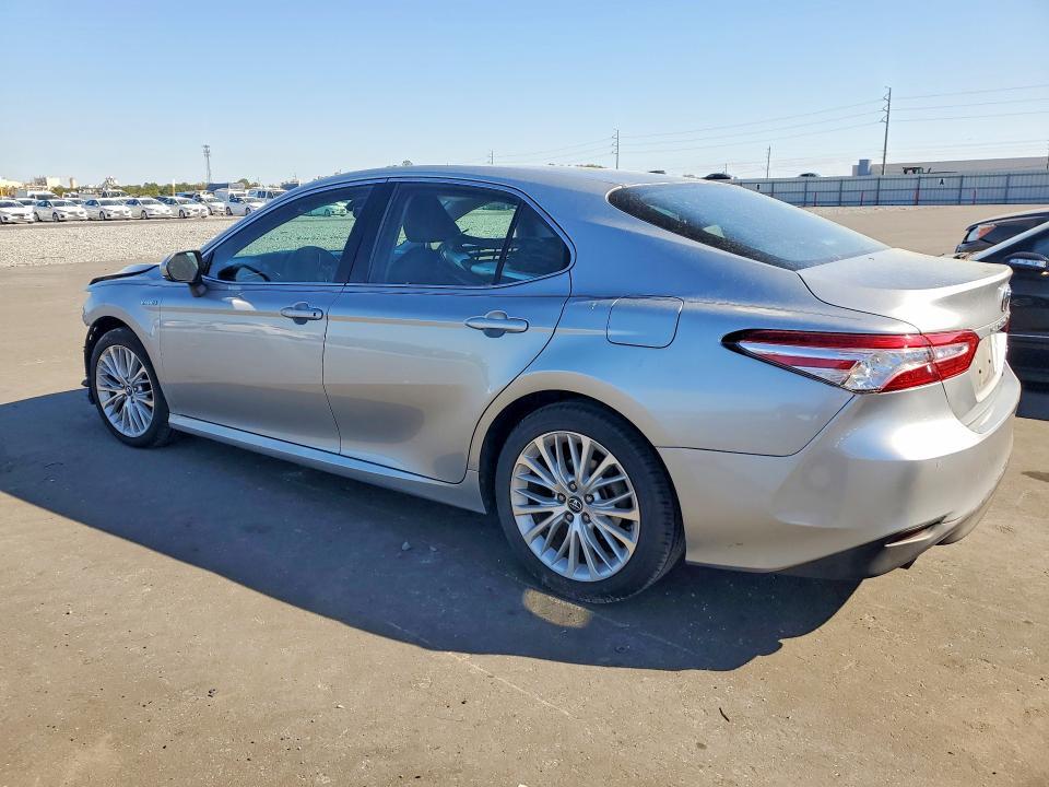 2018 Toyota Camry Hybrid