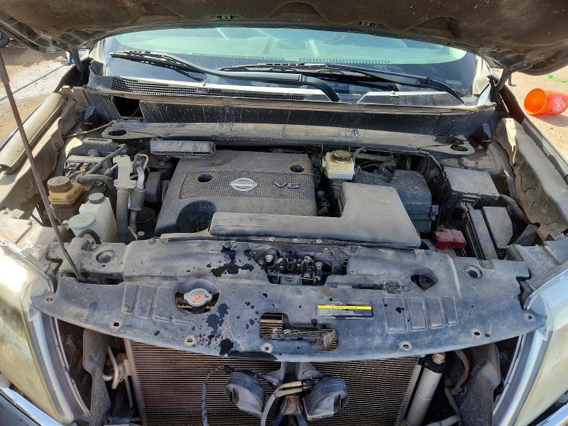 2015 Nissan Pathfinder s