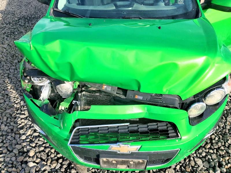 2015 Chevrolet Sonic lt