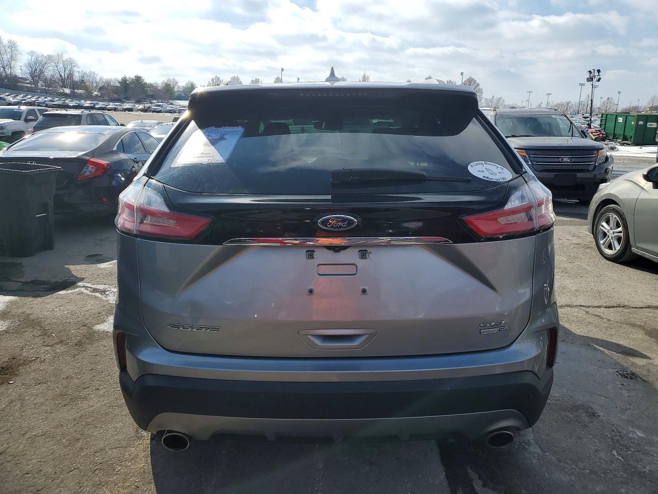 2020 Ford Edge sel