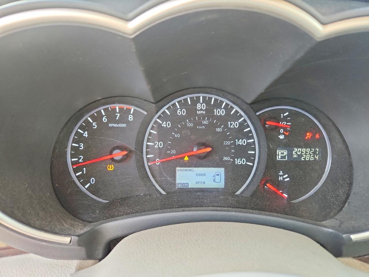 2015 Nissan Quest s