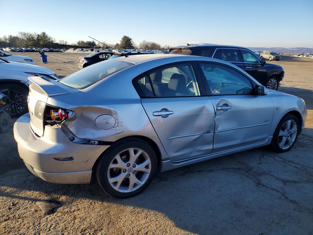 2004 Mazda 3 S