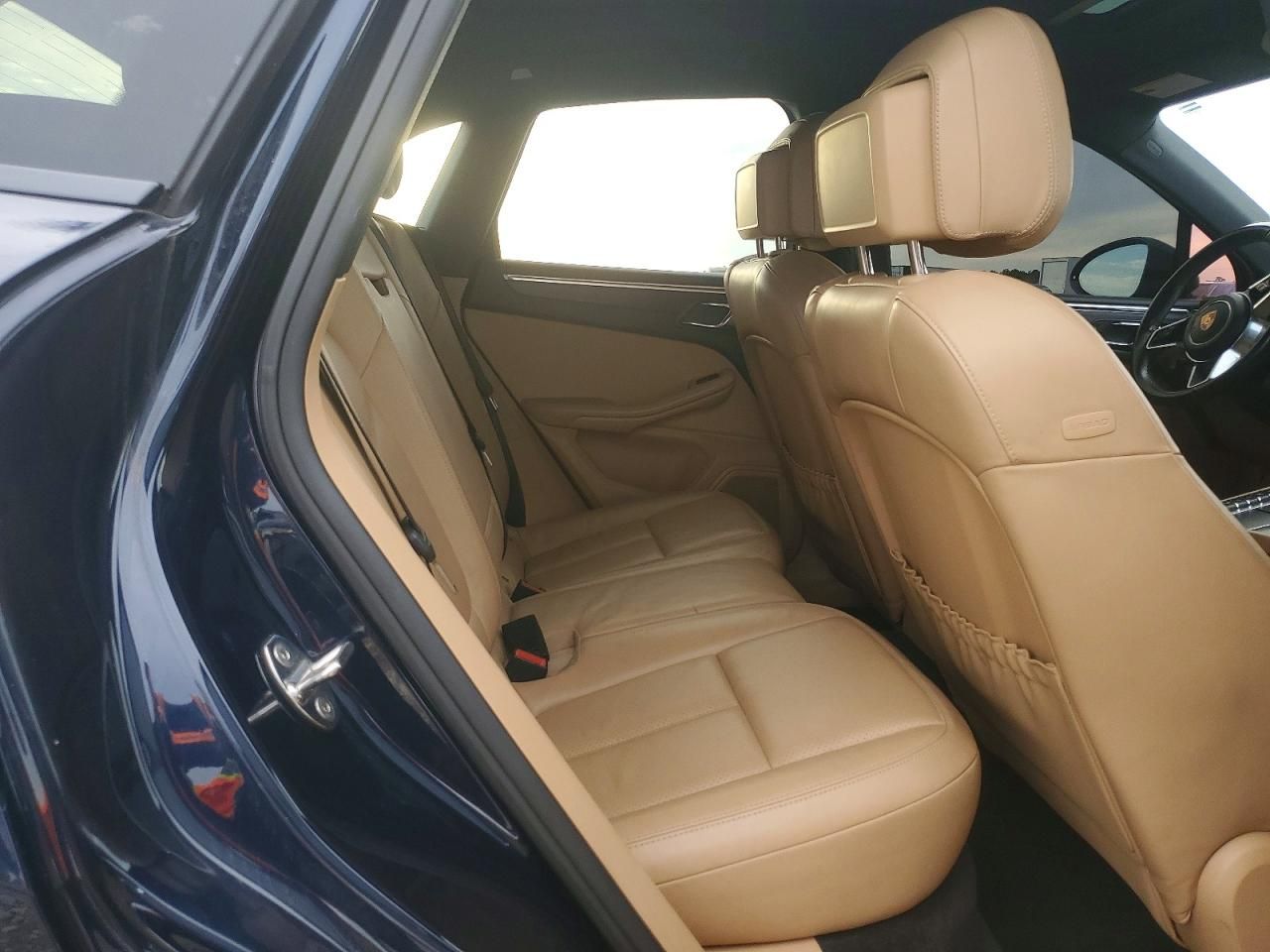 2017 Porsche Macan gts