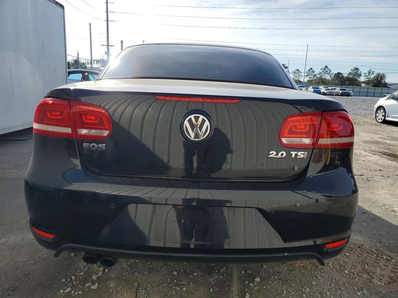 2015 Volkswagen Eos lux