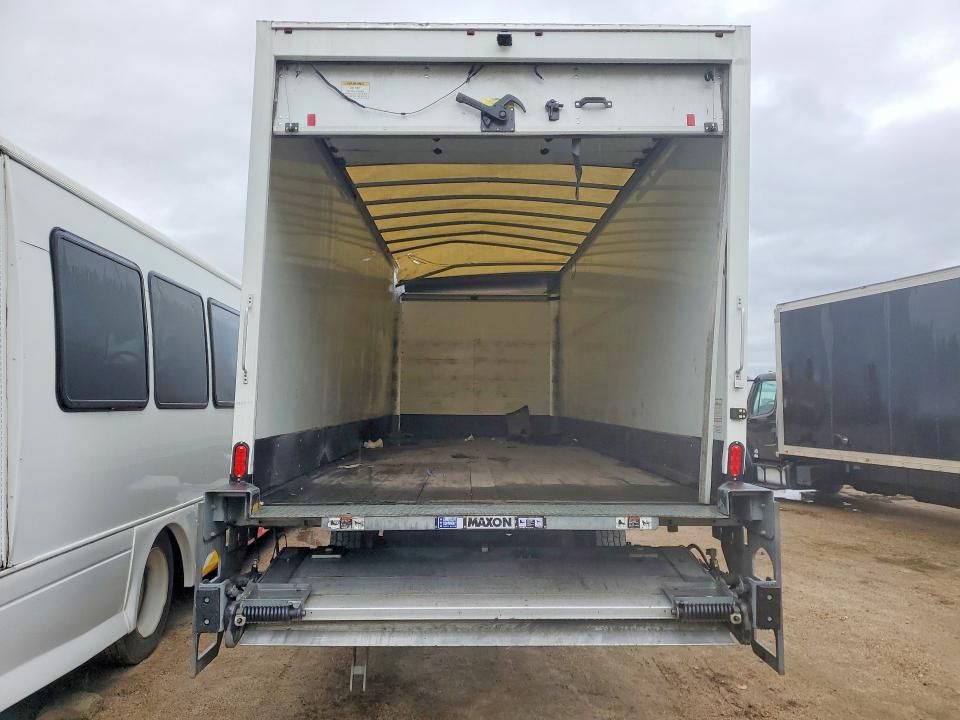 2022 International Mv607 box Truck