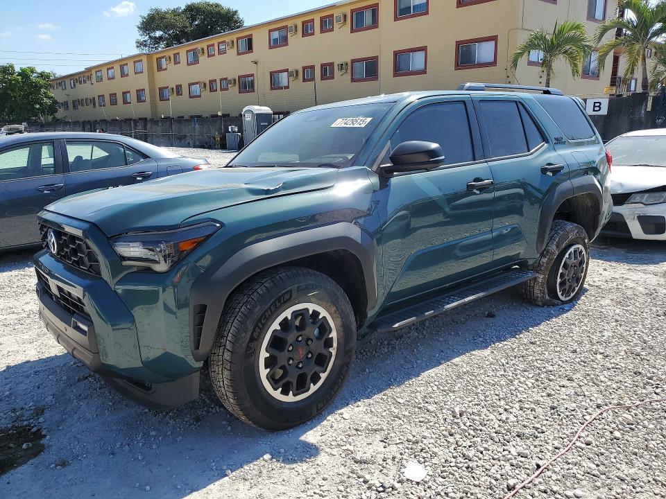 2025 Toyota 4runner SR5