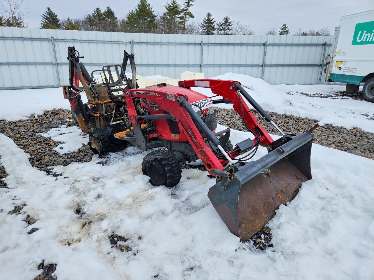 2016 Massey Ferguson DL95 Tractor