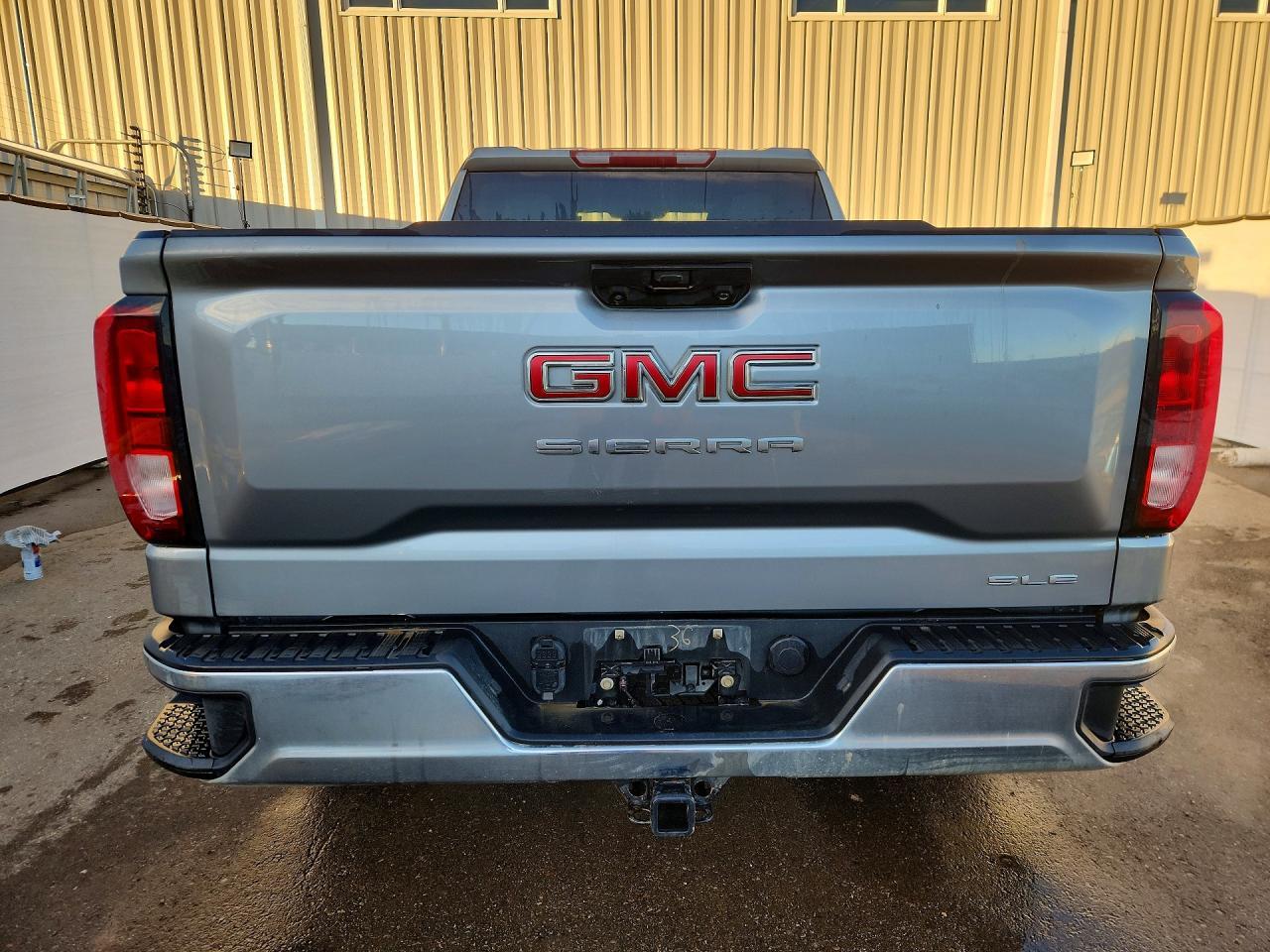 2023 GMC Sierra K1500 sle