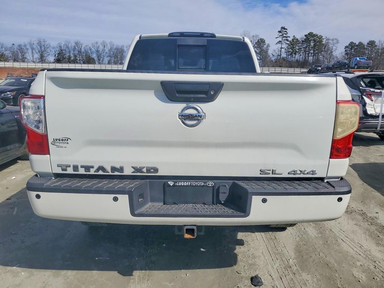 2017 Nissan Titan XD SL