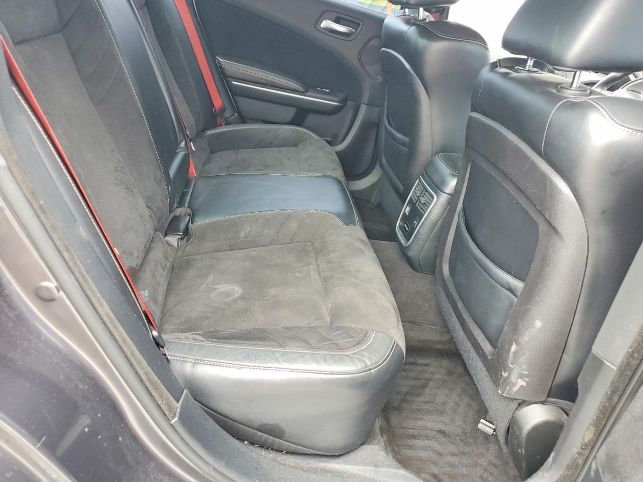 2015 Dodge Charger srt 392