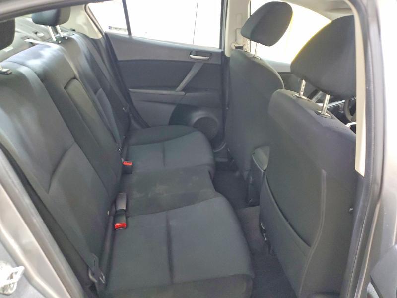 2010 Mazda 3 I