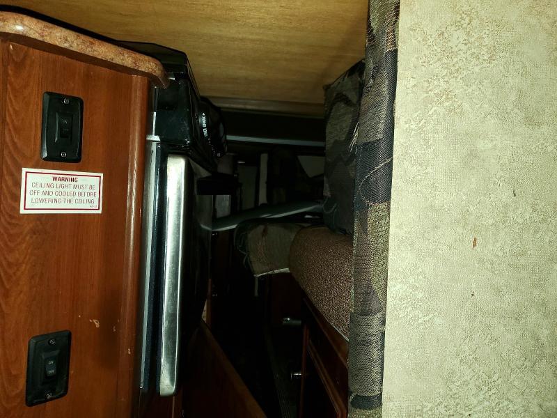 2009 Flagstaff By Forest Classic SU-POP-UP Camper