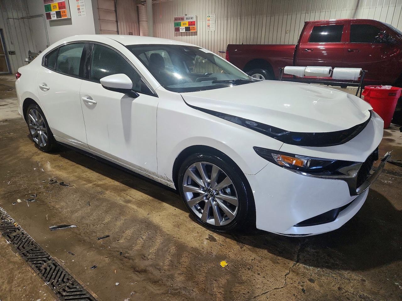 2022 Mazda 3 Select