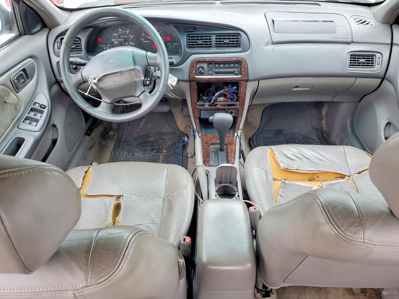 1999 Nissan Altima xe