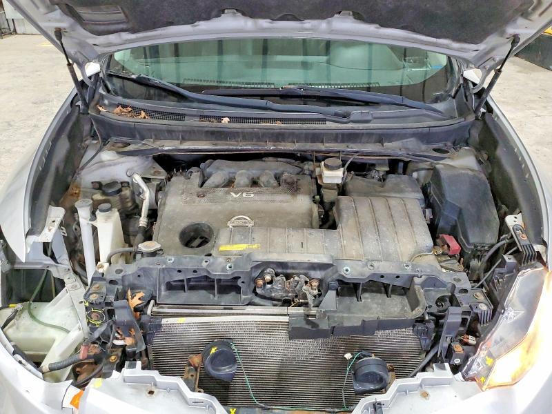 2011 Nissan Murano s