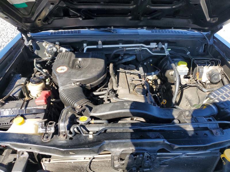 2004 Nissan Frontier King cab xe