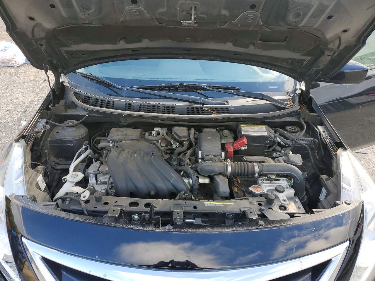 2018 Niss Versa s