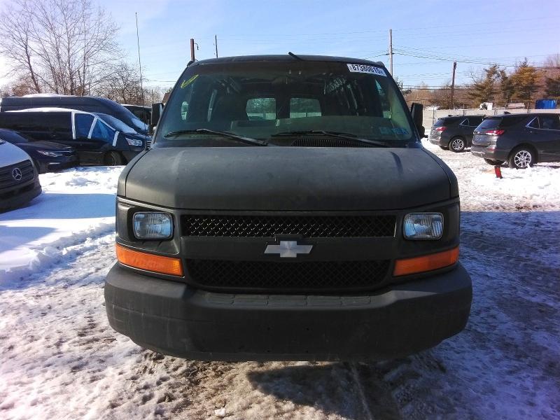 2003 Chevrolet Express G1500 Delivery van