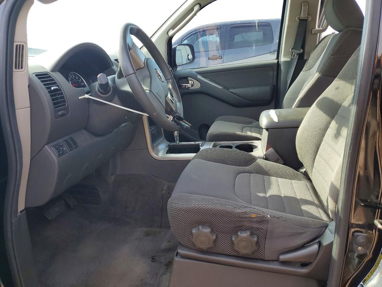 2010 Nissan Pathfinder s