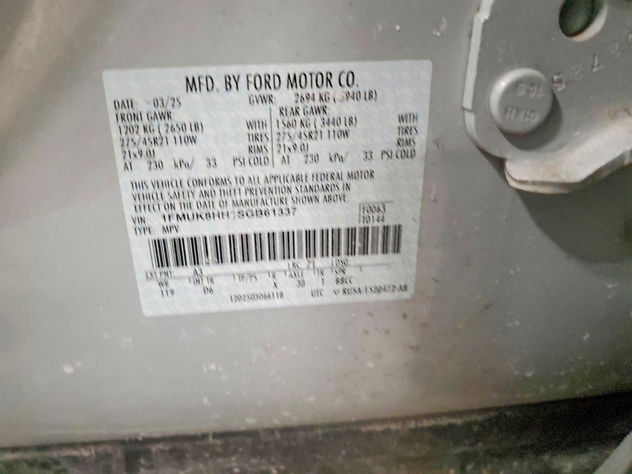 2025 Ford Explorer Platinum