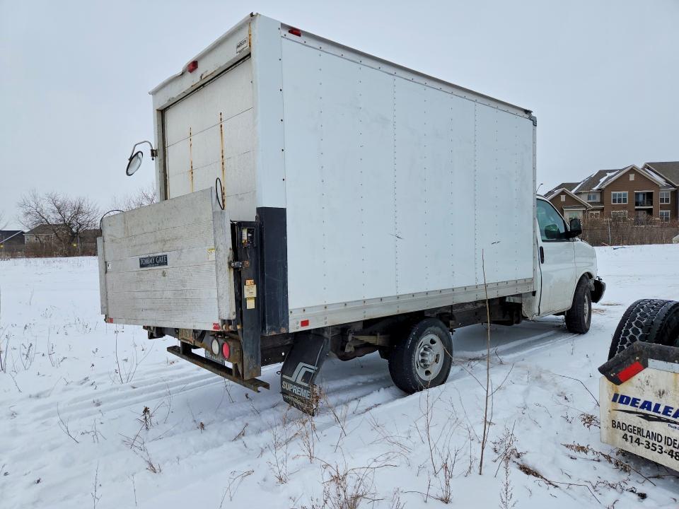2016 Chevrolet Express G3500 BOX Truck