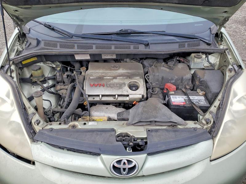 2006 Toyota Sienna le 7 Passenger