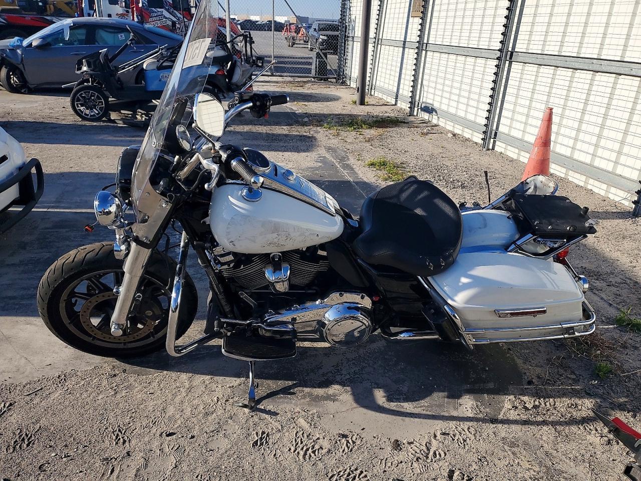 2023 Harley-Davidson Flhp