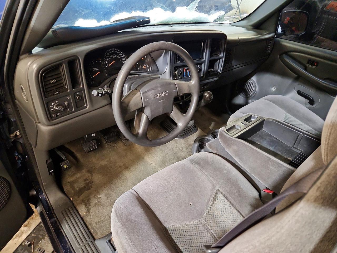 2005 GMC New Sierra C1500