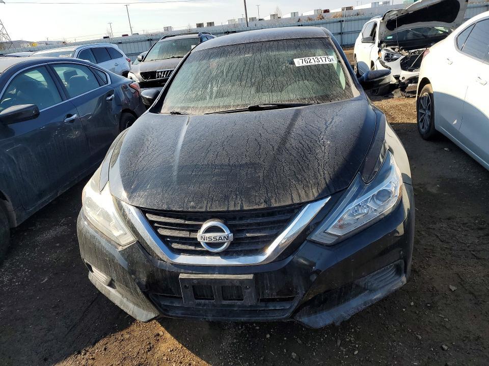 2016 Niss Altima 2.5