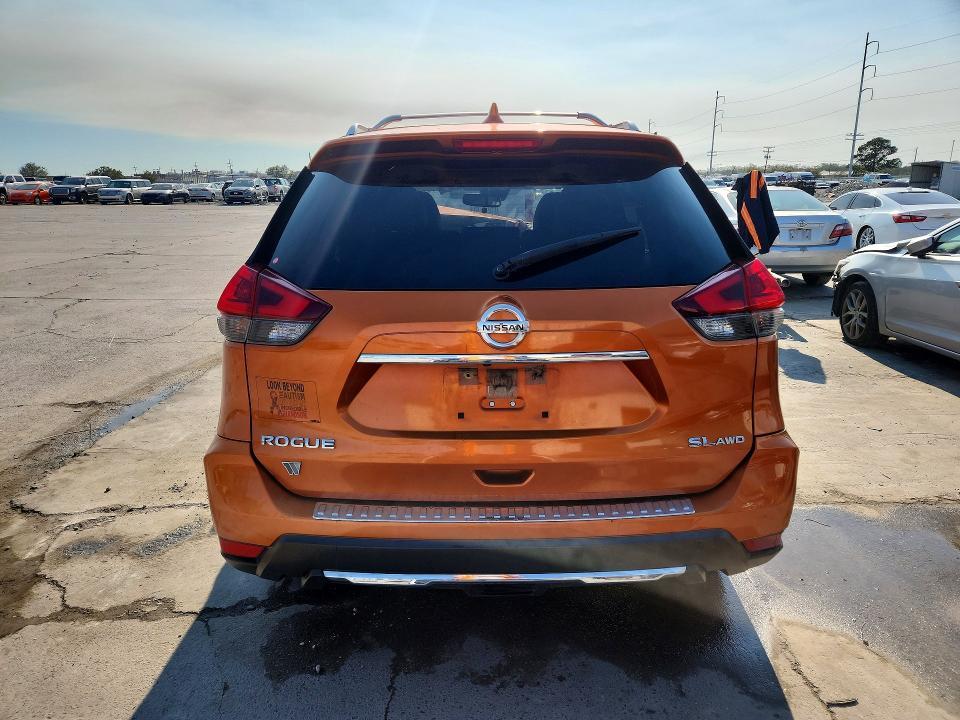 2018 Nissan Rogue sl
