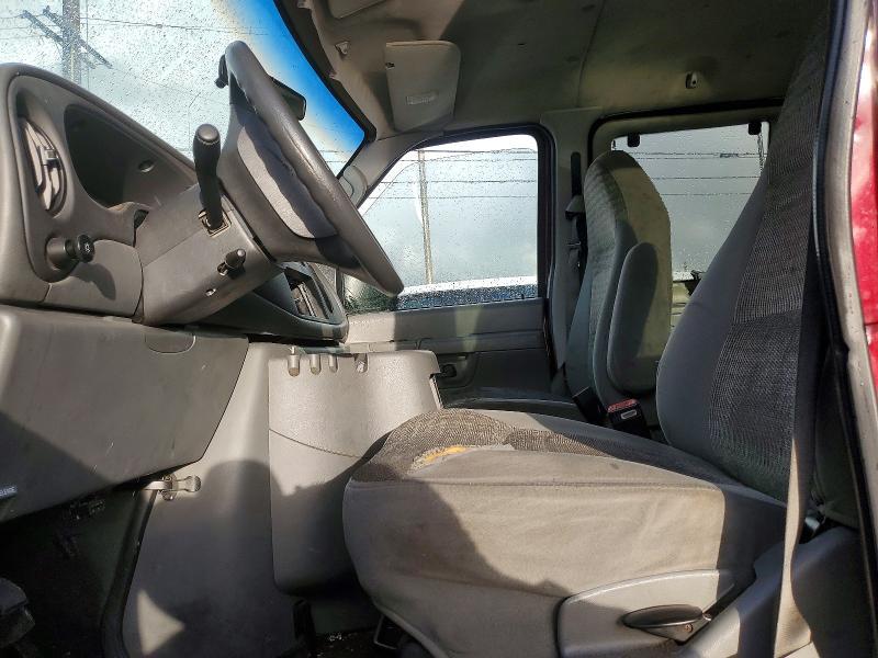 2004 Ford E350 Delivery van
