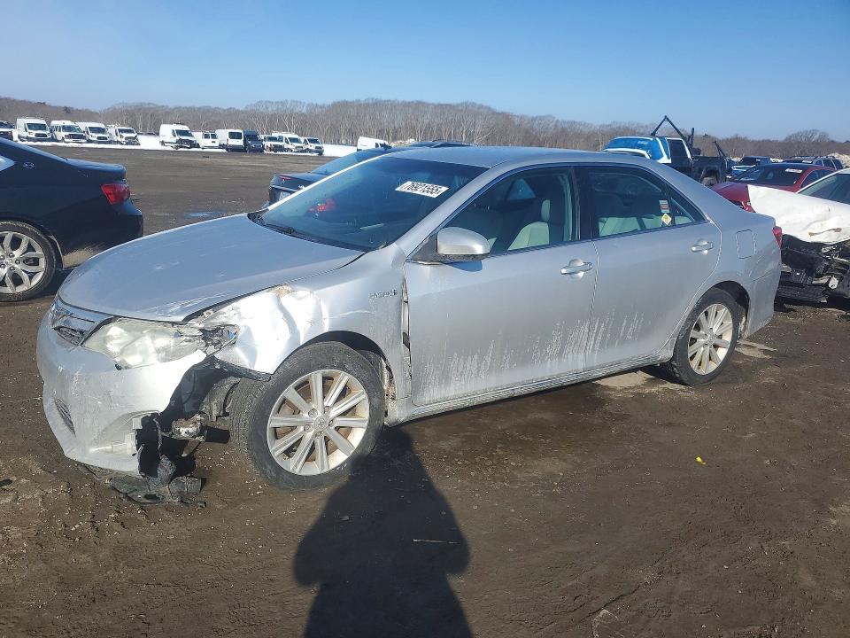 2014 Toyota Camry Hybrid xle