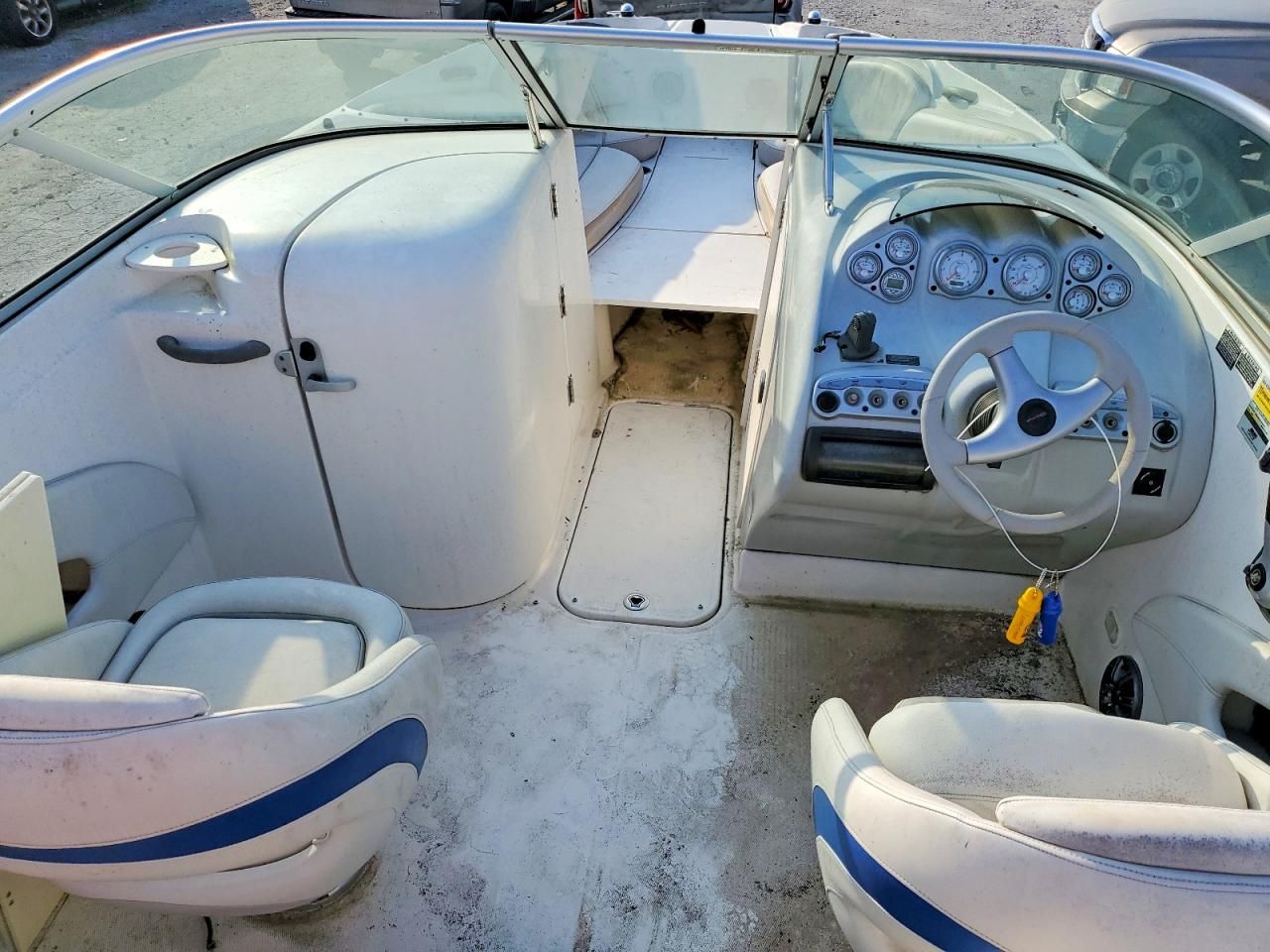 2006 Maxum Boat With Trailer