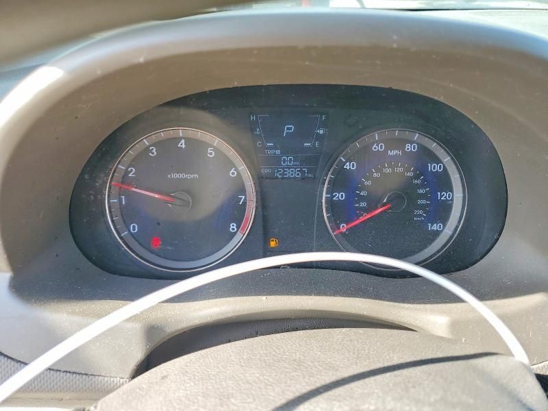 2014 Hyundai Accent gls