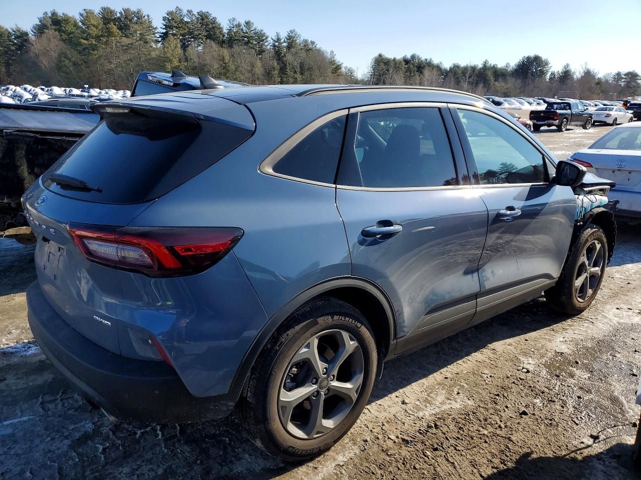 2025 Ford Escape st Line