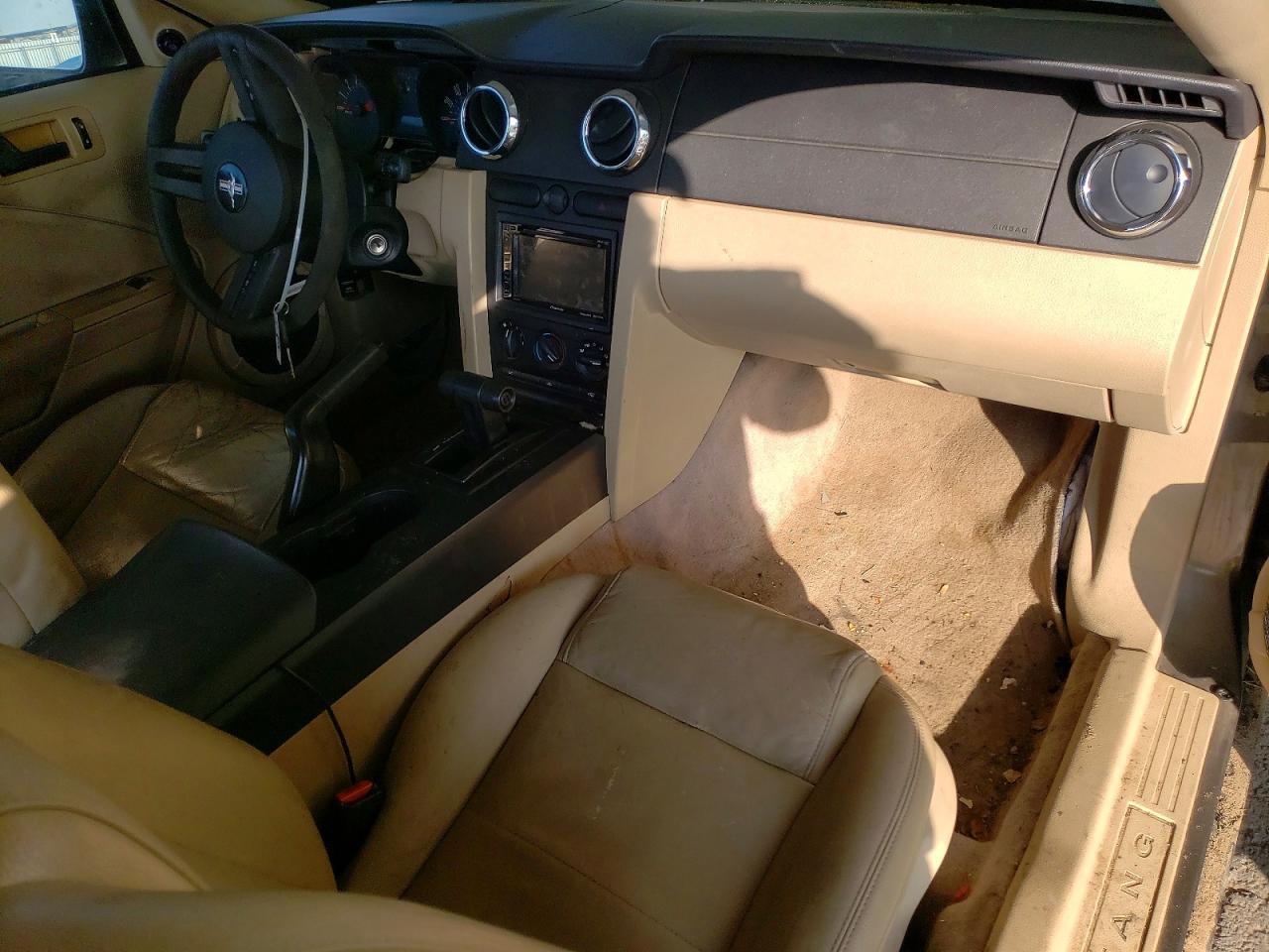 2005 Ford Mustang