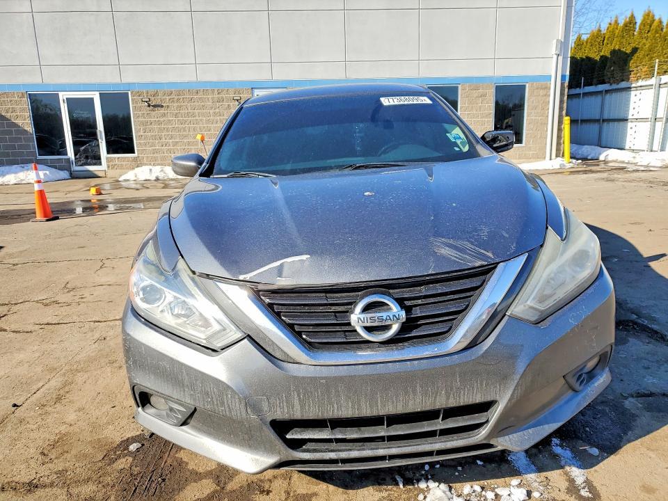 2018 Niss Altima 2.5
